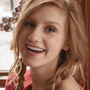 Meet your Posher, Alexandra